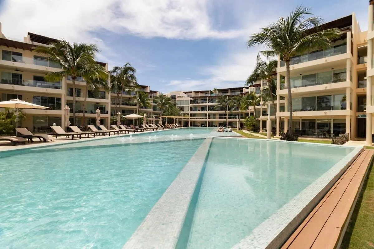 Private Beach Club-Penthouse For Large Groups Playa del Carmen Apartment