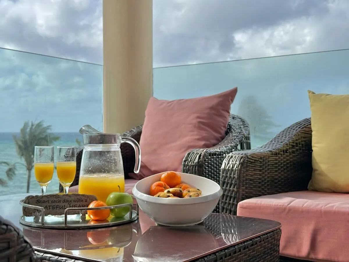 Private Beach Club-Penthouse For Large Groups Playa del Carmen Apartment