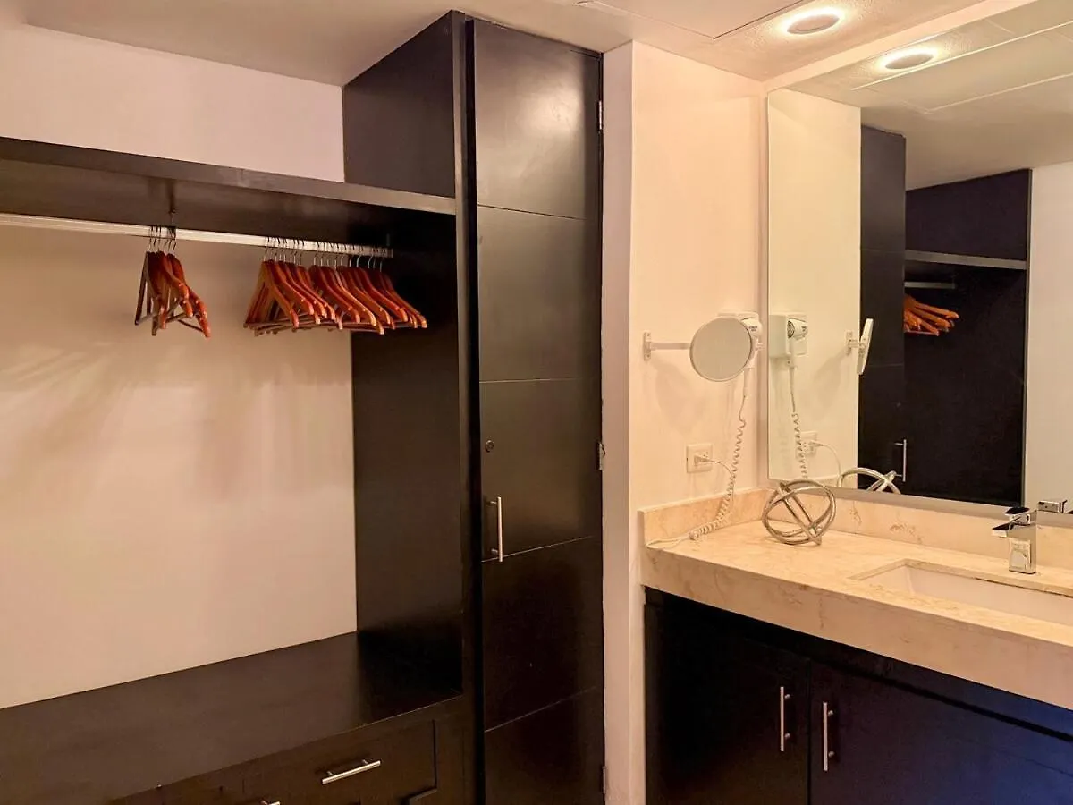 Apartment Private Beach Club-Penthouse For Large Groups Playa del Carmen