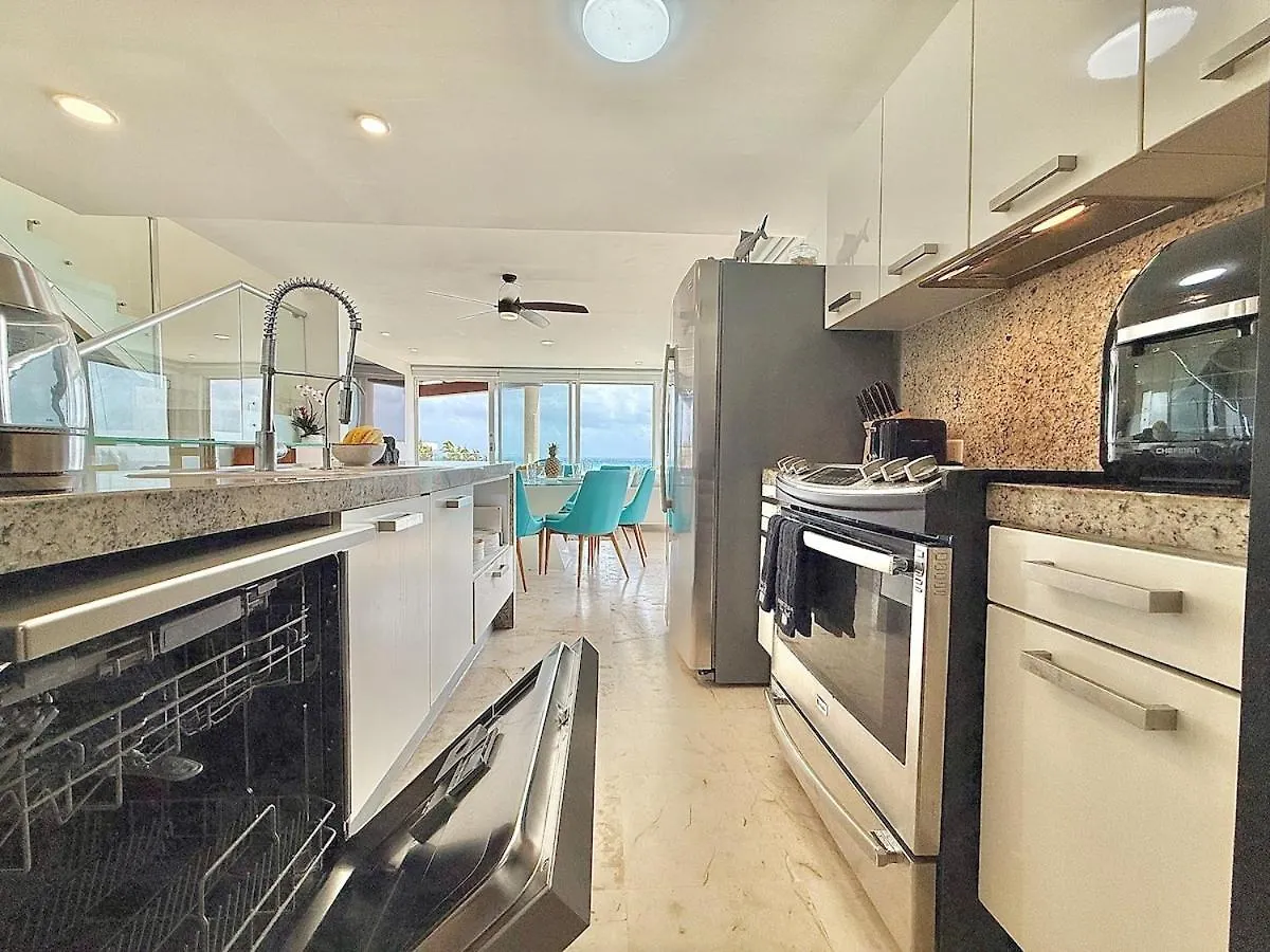 Private Beach Club-Penthouse For Large Groups Playa del Carmen Apartment